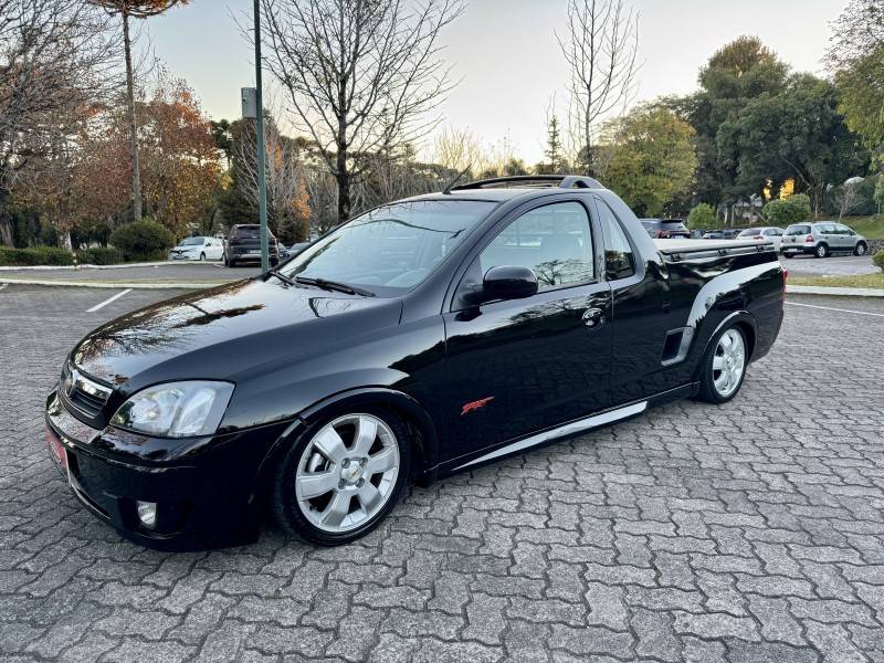 CHEVROLET - MONTANA - 2004/2005 - Preta - R$ 38.900,00