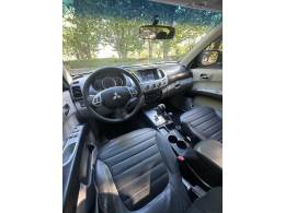 MITSUBISHI - L200 - 2014/2015 - Branca - R$ 105.900,00