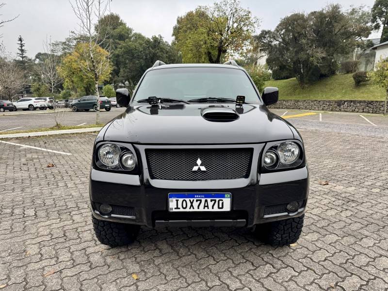 MITSUBISHI - PAJERO SPORT - 2006/2007 - Preta - R$ 58.900,00