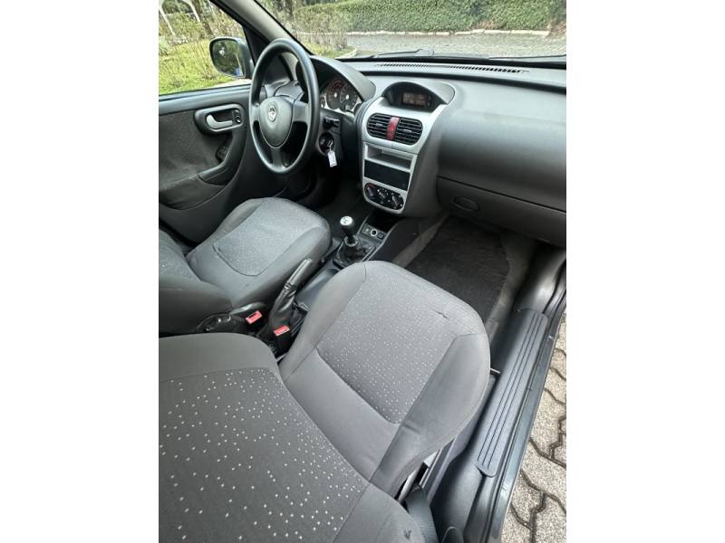 CHEVROLET - CORSA - 2008/2009 - Azul - R$ 28.900,00