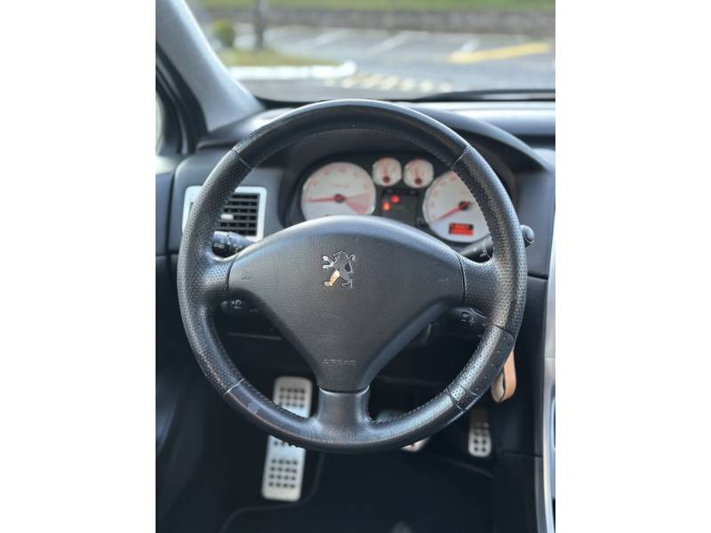 PEUGEOT - 307 - 2007/2008 - Prata - R$ 25.900,00