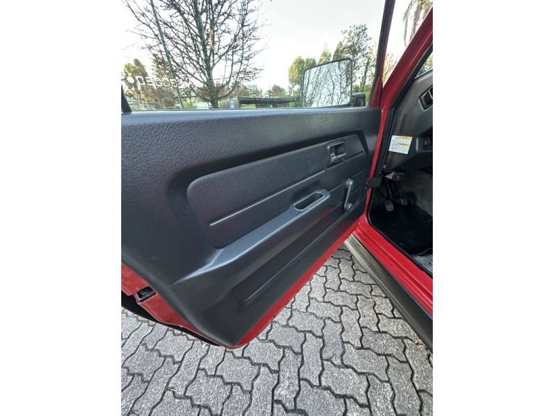 SUZUKI - SAMURAI - 1996/1997 - Vermelha - R$ 59.900,00