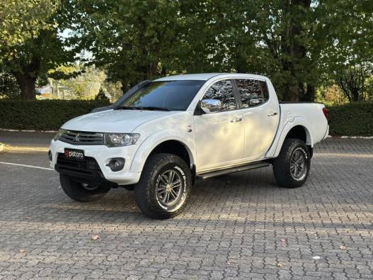 MITSUBISHI - L200 - 2014/2015 - Branca - R$ 105.900,00