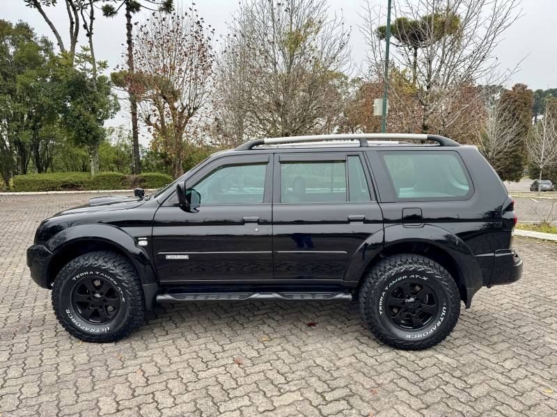 MITSUBISHI - PAJERO SPORT - 2006/2007 - Preta - R$ 58.900,00