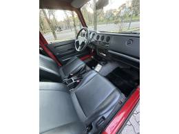 SUZUKI - SAMURAI - 1996/1997 - Vermelha - R$ 59.900,00