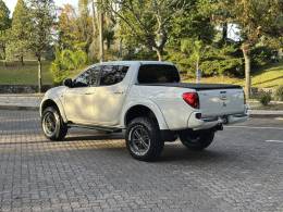 MITSUBISHI - L200 - 2014/2015 - Branca - R$ 105.900,00