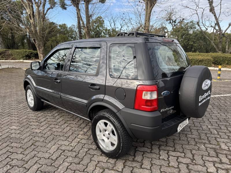 FORD - ECOSPORT - 2005/2005 - Cinza - R$ 28.900,00