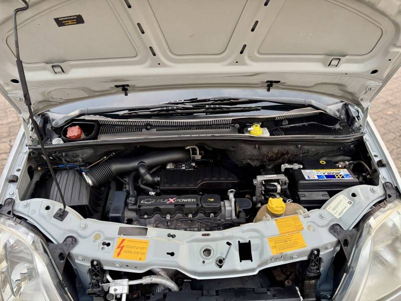 CHEVROLET - MERIVA - 2007/2007 - Prata - R$ 29.900,00