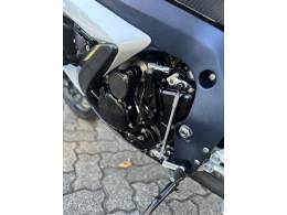 SUZUKI - GSXR - 2012/2013 - Branca - R$ 44.900,00