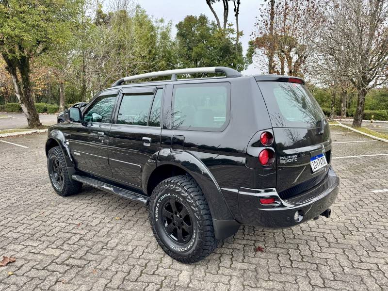 MITSUBISHI - PAJERO SPORT - 2006/2007 - Preta - R$ 58.900,00